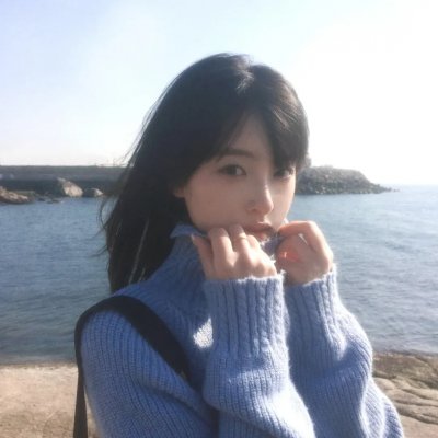 演员莎姬·贝兹 